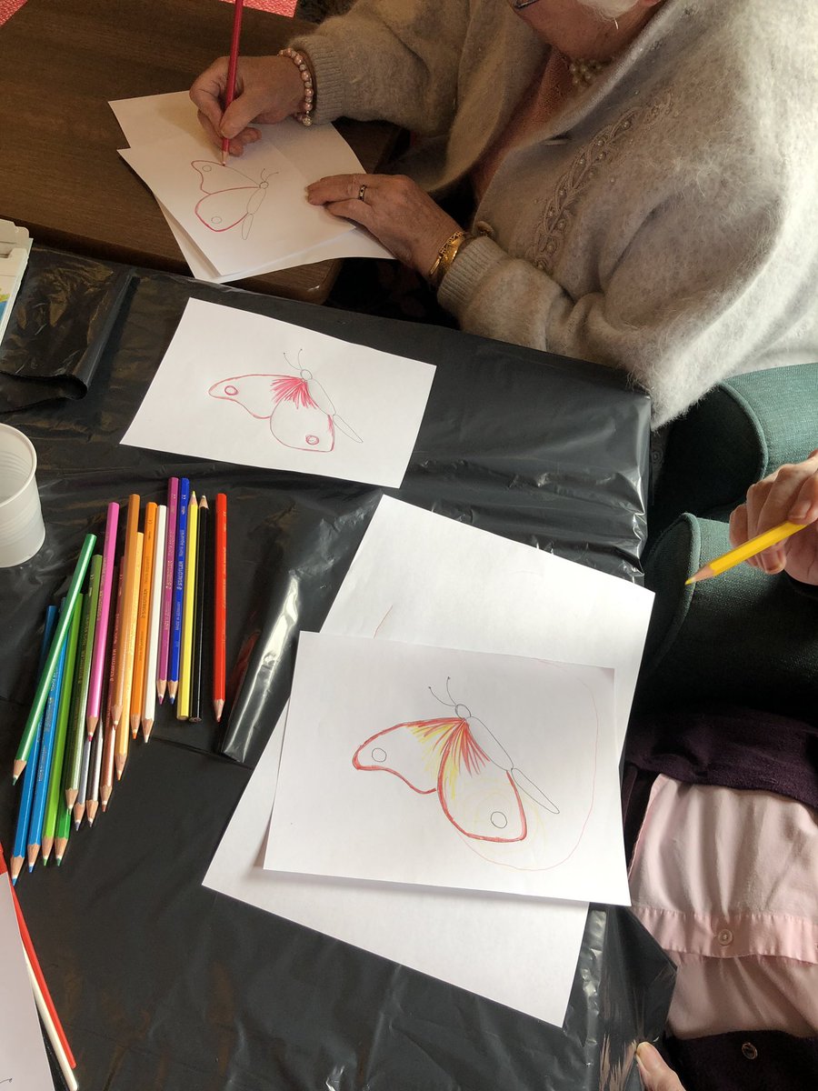 WindyhallH's tweet photo. We are working on our artistic skills with fab online tutorials from the @LASchoolTrust.  Residents said, 
‘It feels relaxing to draw”
“I like the laughing when we are drawing together”
“I enjoyed it so much I forgot to drink my tea “  Happy days!
@scottishcare @CareInspect https://t.co/dGc30VNxxI