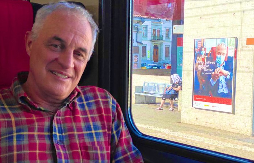 .<a href="/DidierPittet/">Prof Didier Pittet</a> Using public transport is totally safe! No need for #mask when #SocialDistancing can be maintained - but make sure #handhygiene is performed