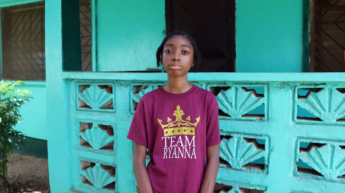 TeamPlanUK's tweet photo. Meet Praise, 13, an aspiring fashion designer who dreams of visiting Paris 🇫🇷  
Across Liberia, many girls worry #coronavirus will halt their hopes &amp; dreams https://t.co/zY84KJHVrV https://t.co/sPUNLaIKYC