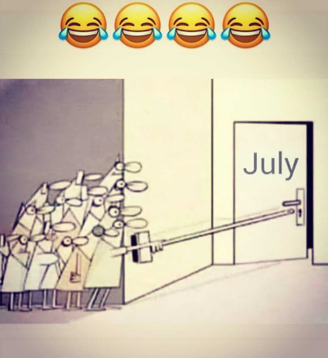 LisaFranceCNN's tweet photo. Not gonna lie y'all, I'm scurrred!! #WhatchuGonnaDoJuly #2020IsStillTrash https://t.co/nW5BaX81cO