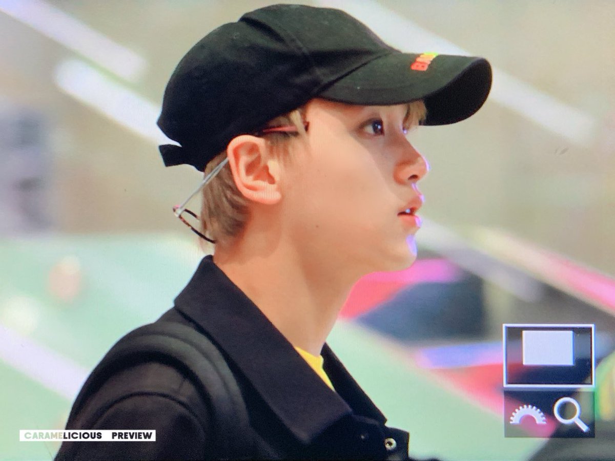 cocohuck's tweet photo. 일년 전 혀기는.... 건조한데 촉촉하다 https://t.co/uxOYGQfS1v
