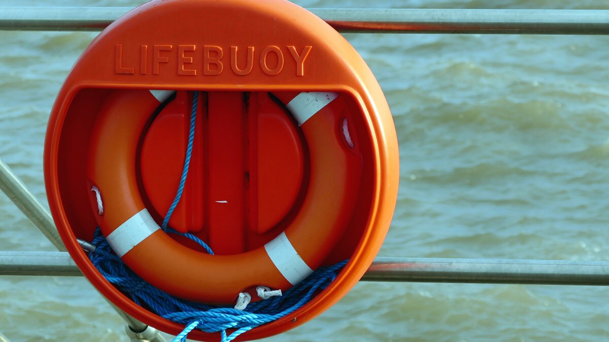 Full-time lifeguards will start on the following beaches tomorrow, 25th June: Fanore, Lahinch, Whitestrand Miltown Malbay, Spanish Point, Whitestrand Doonbeg, Kilkee, Cappa, Ballyalla, Mountshannon and Ballycuggeran Killaloe. Lifeguard service is 11am to 7pm daily.