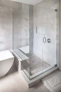 FloridaHomeMag's tweet photo. Winning.
 If you want to see more from MY Shower Door, you can visit them online at https://t.co/ecLgeUb7Q4 or call any of their local stores:  Tampa 813-518-8443 Orlando 407-907-6226 Sarasota 941-999-3445. https://t.co/TKpfGsudlG