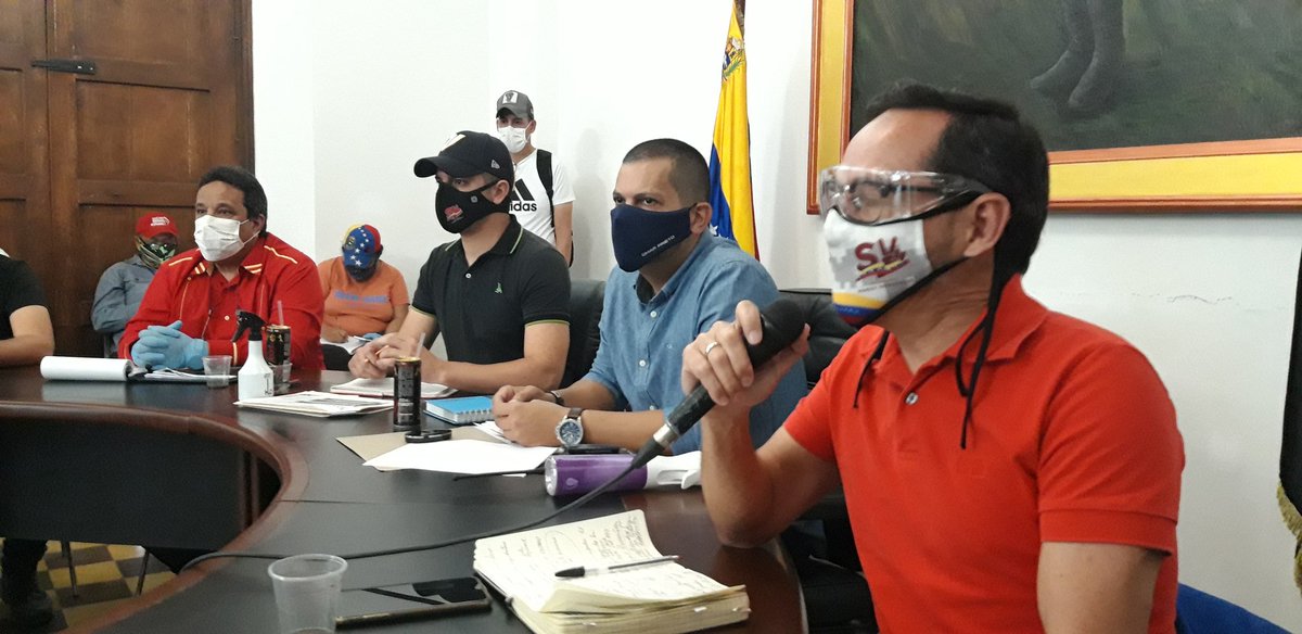 1. Continuamos nuestra agenda de trabajo con Comisión Nacional del <a href="/PartidoPSUV/">PSUV</a>
#Ahora reunidos con <a href="/MovSomosVe/">Somos Venezuela</a> para fortalecer la atención a nuestro pueblo más vulnerable a través del sistema de misiones bajo las orientaciones del Pdte. <a href="/NicolasMaduro/">Nicolás Maduro</a>
#CaraboboEsVictoriaPatria
