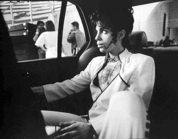 As ever Prince’s backing vocals, criminally underrated, just hang in the air vibrantly with elegant poise. The closing section with it’s perfectly carved, almost discordant solo would arguably resurface again in a different form on the New Power Soul track ‘The One'