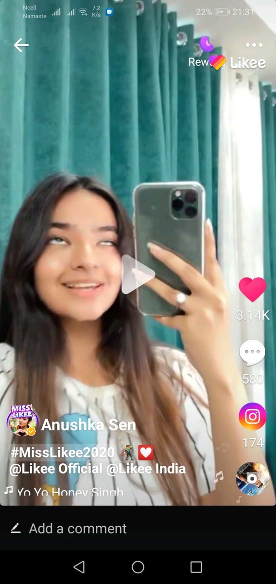 HeryRd2's tweet photo. @_anushkasen0408 @likee_official @TSeries @iamDivyaKhosla @AsliMonalisa @bigfmindia https://t.co/U6BH2f995E