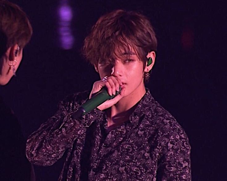 Taehyung being professional at everything he does: A necessary thread