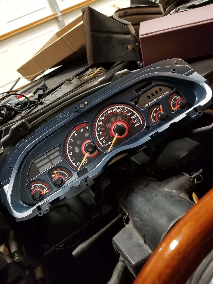 UncleTay's tweet photo. #Z28 cluster mod #95ImpalaSS https://t.co/2JFdtReCqB