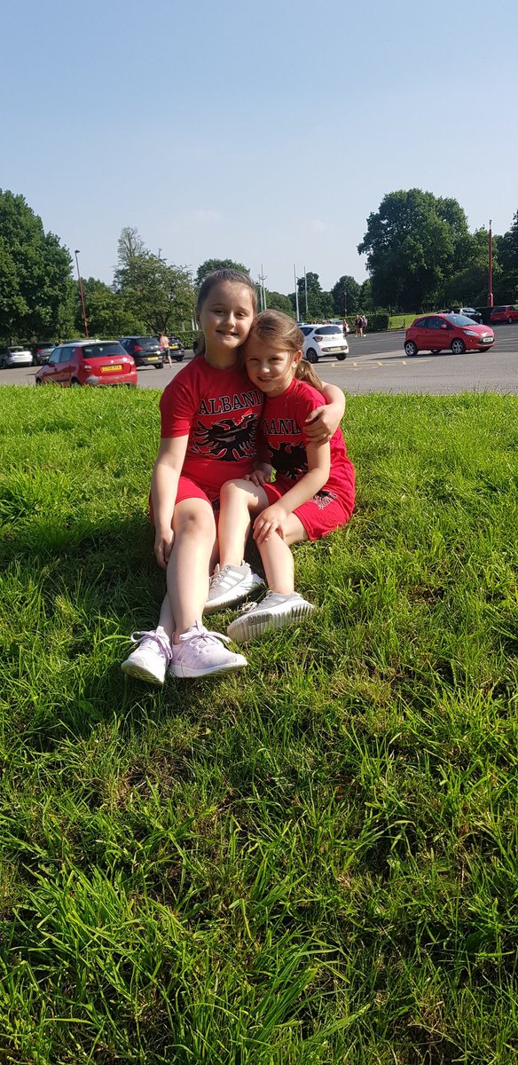 RegisaArmisa's tweet photo. We're enjoying the sun at the park today.
@Class5W 
@school_ws 
@Class1B_WS https://t.co/6dKGOJVEG8