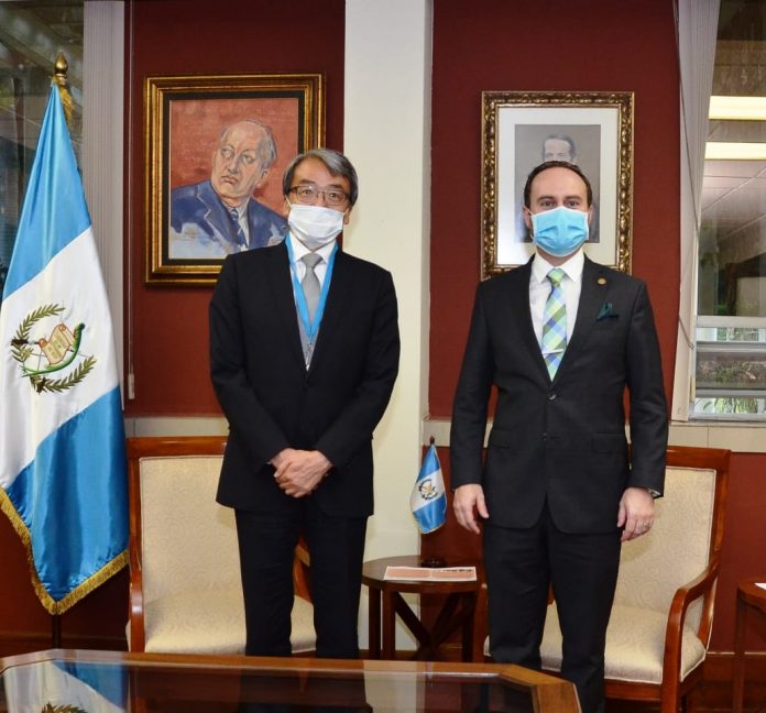 snvelasquez's tweet photo. El Gobierno de Japón anunció la cooperación financiera de 243 mil 500 dólares por medio de la Organización Panamericana de la Salud (OPS) para ampliar la capacidad para detectar, monitorear y controlar los brotes delcoronavirus (COVID-19)  ##coronavirua https://t.co/C6i6U0l2OS https://t.co/HDK8VG9KlF