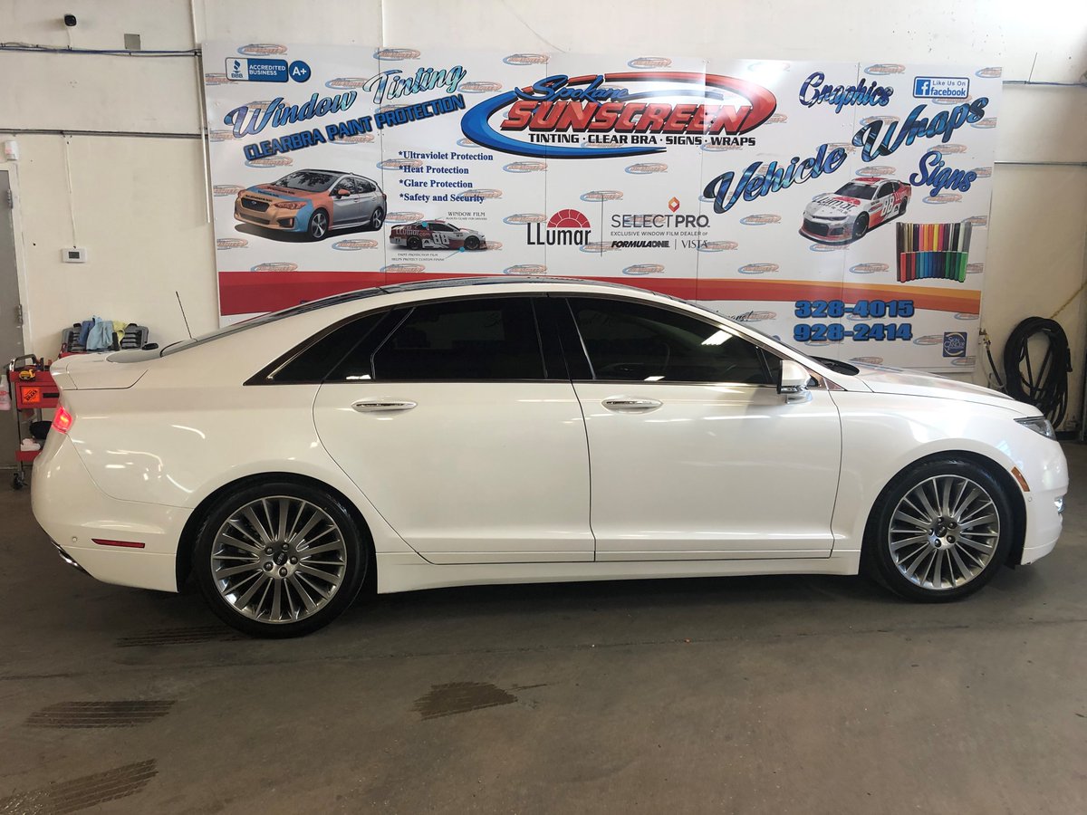 SpokaneSunscre1's tweet photo. Applying Llumar Pinnacle Ceramic Window Film can reject up to 64% of incoming heat, and block 99% of the damaging UV rays! Don't wait any longer, give us a call to get your vehicle tinted today! 509-328-4015

#SpokaneSunscreen #lifetimewarranty #bestofthebest #Llumar #CeramicTint https://t.co/Y7Shjd9ZB2