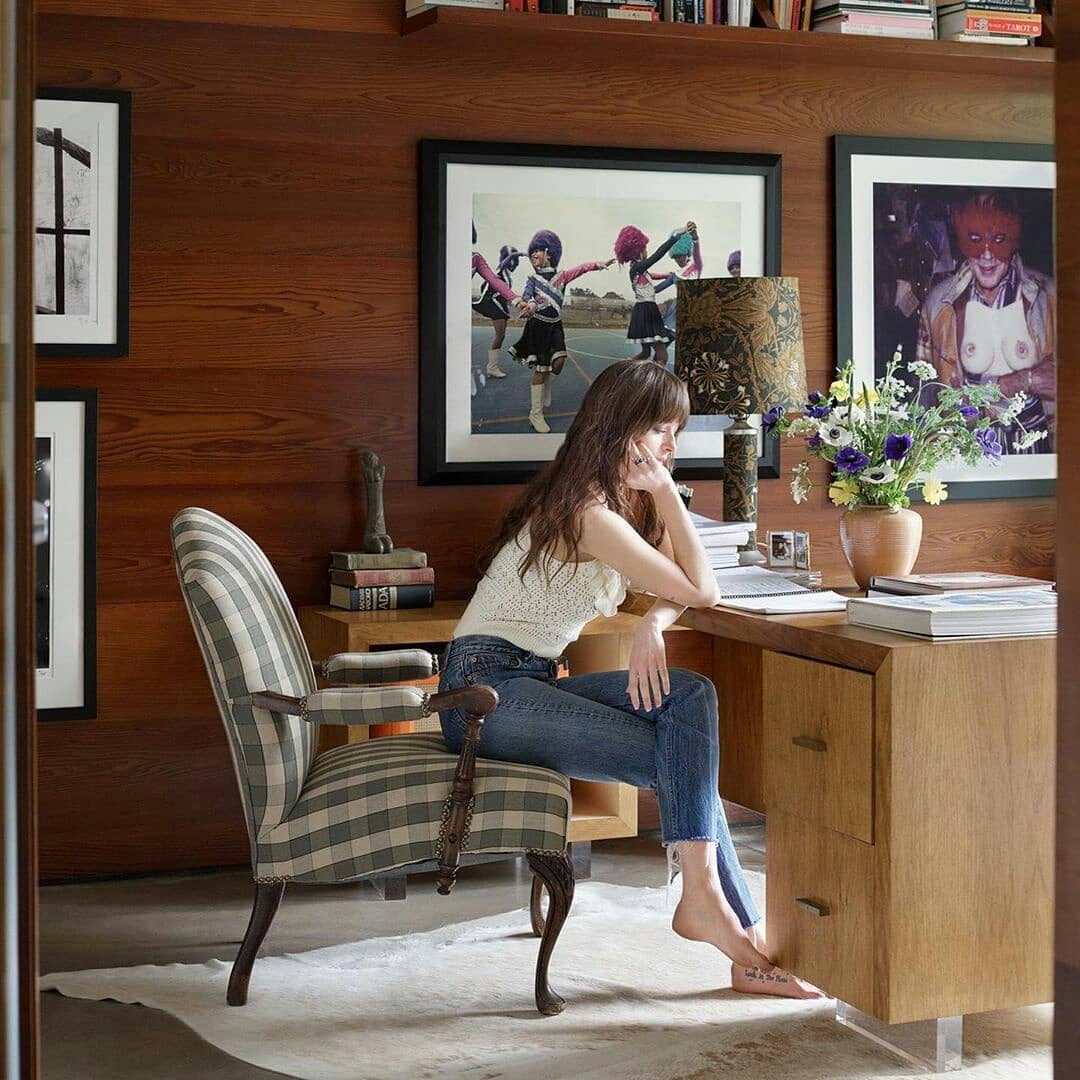 TeamRicoBelle's tweet photo. 🚨 JUST IN 🚨 

New to the Instagram scene, Prince Riccardo releases yet another stunning picture of his beautiful wife-to-be. If there is one thing we know for sure, it is his obsession with candids of his muse. Looks like he is her biggest fan of us all. 💫🔥 - #TeamRicoBelle👑 https://t.co/KJZ3BsvtxA