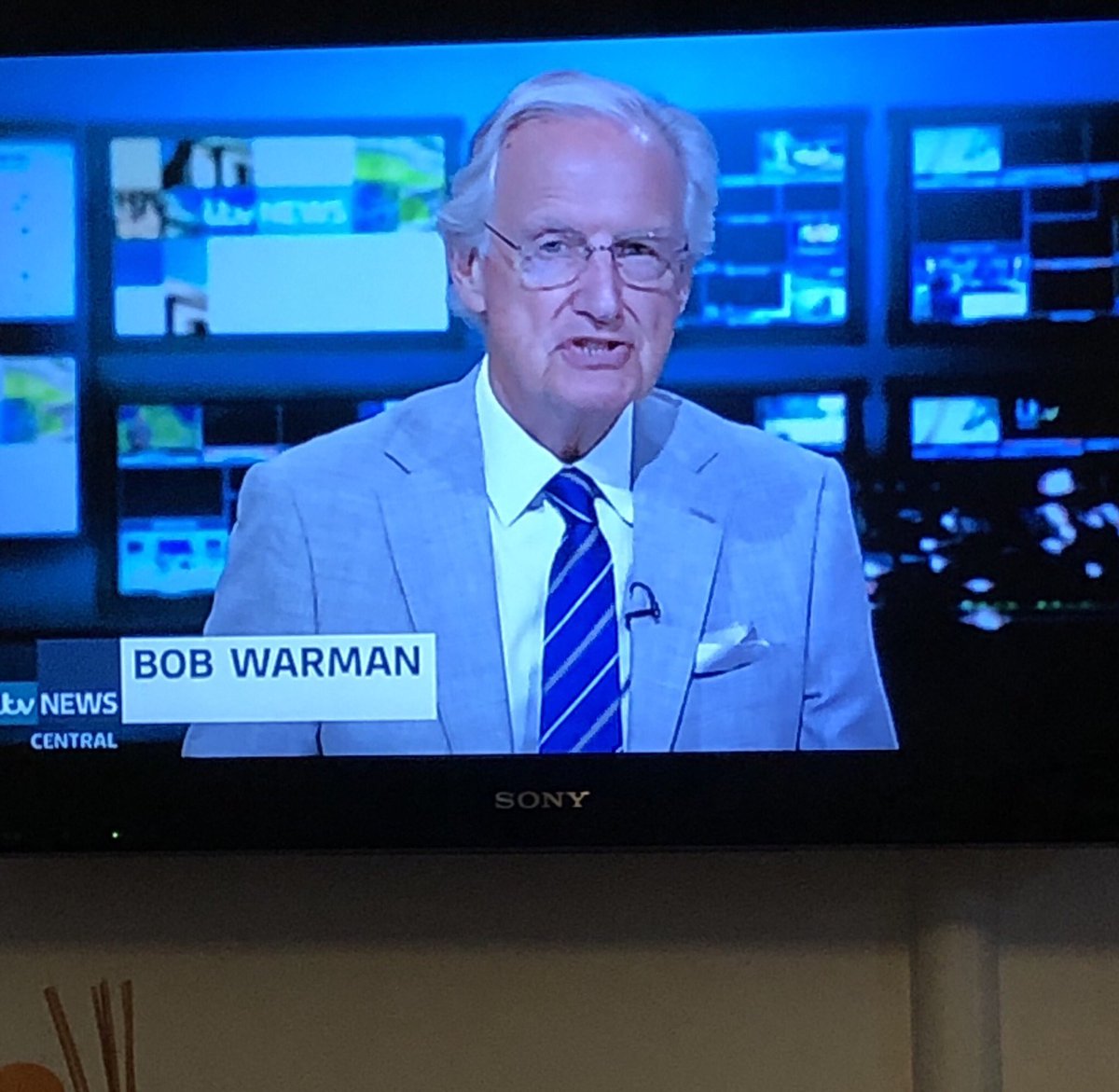 HannahStokesITV's tweet image. #bobsback woop! 📺 🎥