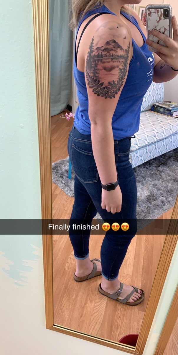 marikanichole's tweet photo. Got my tattoo finished yesterday 😍 https://t.co/UgI3PPlQN7