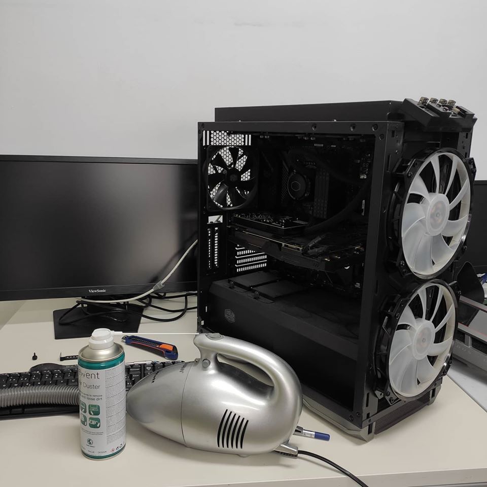 Toca revisión para pasar el verano 🛠️🌞
#anlucinformatica #reparacion #gaming #gamer #pcmasterace #verano #coolermaster #asus