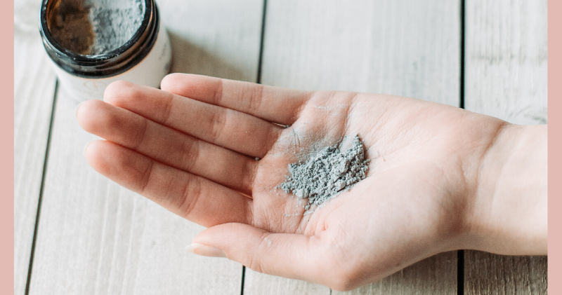 As well as being a powerful mask our Charcoal &amp; Himalayan Pink Salt Mask is a wonderful cleansing treatment. Sprinkle into your hand and massage onto wet skin before rinsing it straight off. Your skin will feel fresh and clean and perfectly glowing. 

clockfacebeauty.com/product/face-m…