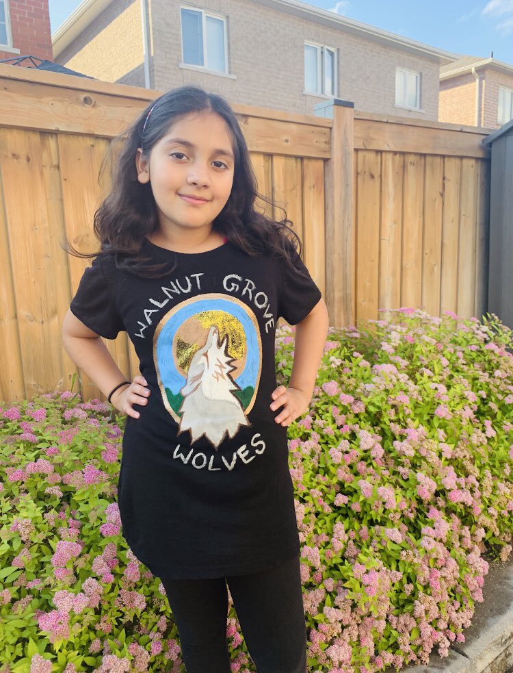We LOVE this homemade shirt a student and her Mom made for our Wolf Spirit Week <a href="/WalnutGrovePS/">Walnut Grove P.S.</a>   😍 <a href="/Ms_tmae86/">Ms. Harris</a> <a href="/PamelaLone/">MM</a> Beautiful work, Mehar.