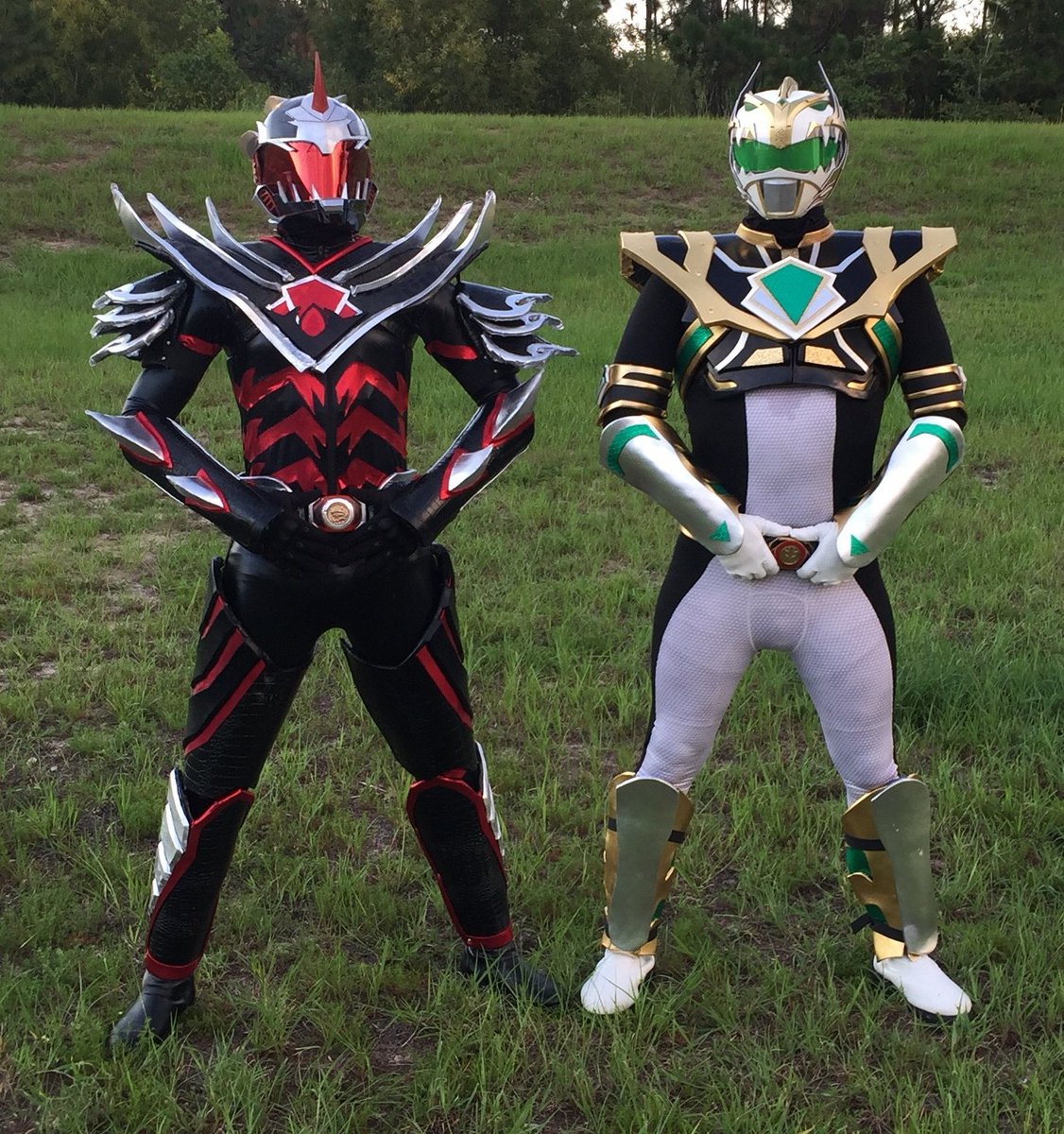 JayDRivera's tweet photo. My brother Sam Johnson and myself as original concept Dragon Prime and Ranger Prime. Based of the artwork from @johnnyyongbosch and Bryan Morton.  Photo taken by @Jenn48134509
#powerrangers #dragonprime #rangerprime #lotwd #custom #design #lorddrakkon #mightymorphinpowerrangers https://t.co/COg9hw5Qsb