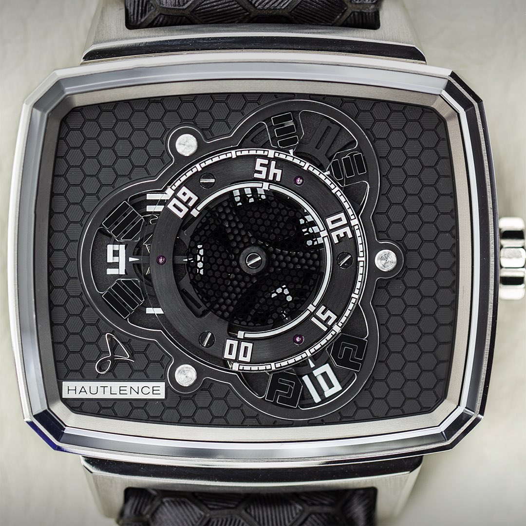 HAUTLENCE tweet media