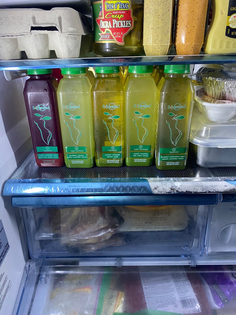 RealGeoLindsey's tweet photo. Wednesday is now #CleanseDay!! Order before 1 and get your juice delivered tonight! Perfect time to do a 3 day cleanse this weekend! GET STARTED NOW @squeezedonline https://t.co/v7amz2wdHQ