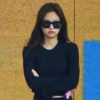 itzybp's tweet photo. @blushytae my face throughout the whole video: https://t.co/q3dvOTd52X