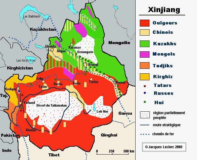 Qui sont les Ouïghours ?Les Ouïghours sont une ethnie musulmane, minoritaire en Chine mais majoritaire dans la province du Xinjiang, située au nord-ouest du pays. Turcophone, le peuple ouïghour est aussi présent au Kazakhstan, en Ouzbékistan, au Kirghizistan et en Turquie.