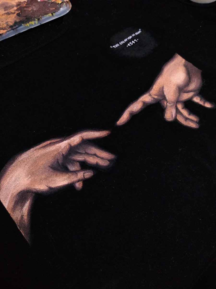 annadormiu's tweet photo. migos de erecity, to aceitando encomendas pra pintura/ costumização em camiseta, moletom, jaqueta, calça, tênis...

o preço varia com o tamanho do trabalho, interessados ME CHAMEM 😋 quero juntar uma graninha p poder morar sozinha kk

(da RT porfa) minha arte: https://t.co/PqOnotzAzh