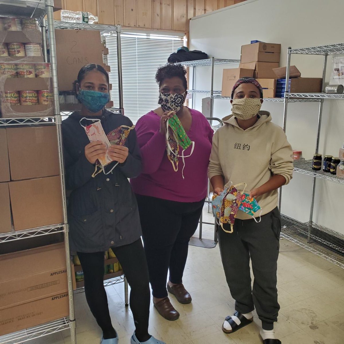 csoftg's tweet photo. As the need for resources has tripled since the #COVID__19 outbreak, the team at @cc_worc has been working tirelessly to continue to provide for those less fortunate.
From all of us here at CSG, thank you to @cc_worc for your dedication to the community! #npad2020 https://t.co/y6371GbCfB