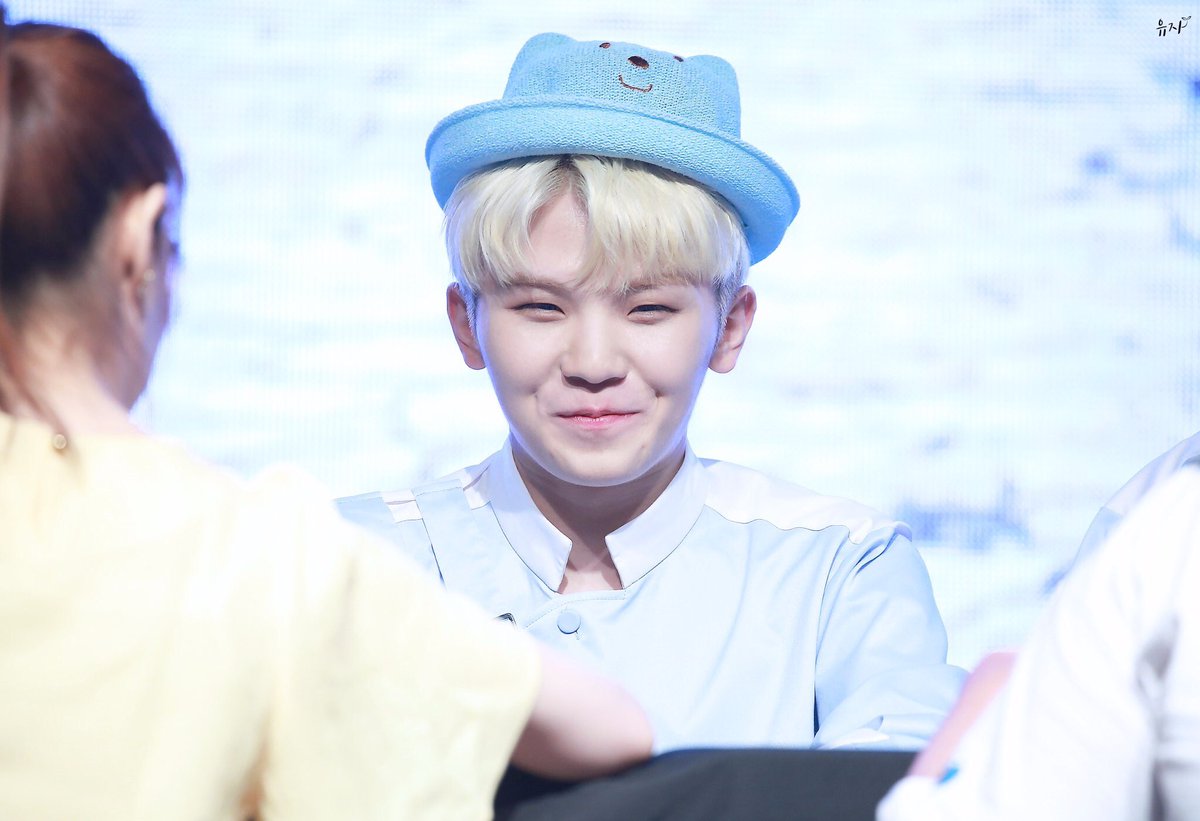 n년전 오늘의 우지 tweet media