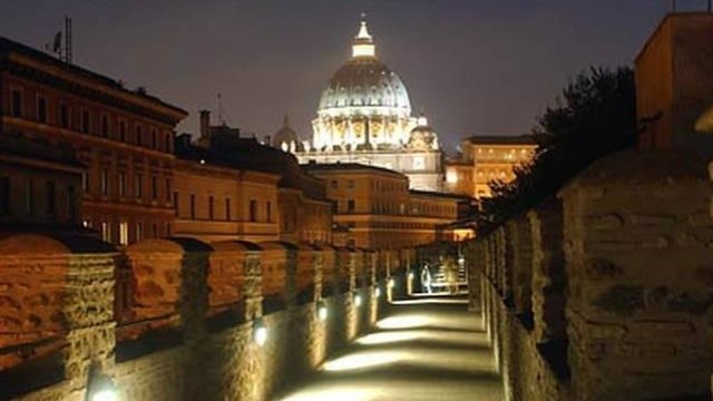 Per essere felici bisogna eliminare due cose: il timore di un male futuro,  il ricordo di un male passato;
questo non ci riguarda più, quello non ci riguarda ancora.

                  Seneca

#ArteEParole
#CasaLettori 
<a href="/CasaLettori/">Casa Lettori</a> 

            Il Passetto - Roma