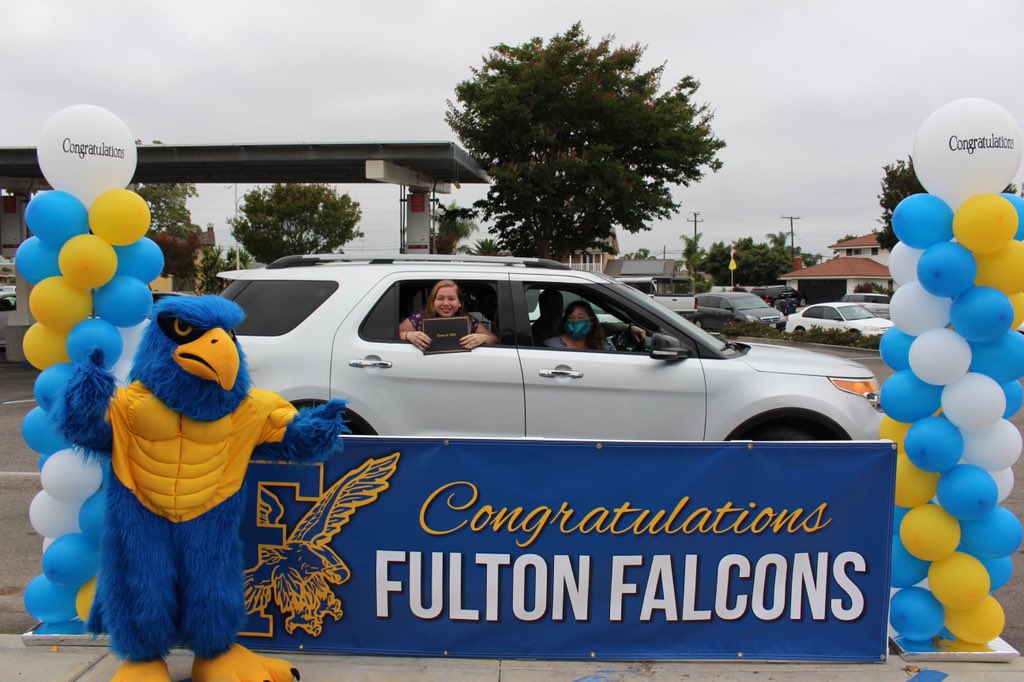 We had so much fun sending off our 8th graders last week! We miss you already and wish you nothing but the best!! 💙💛<a href="/FultonMiddle/">Fulton Falcons</a>
