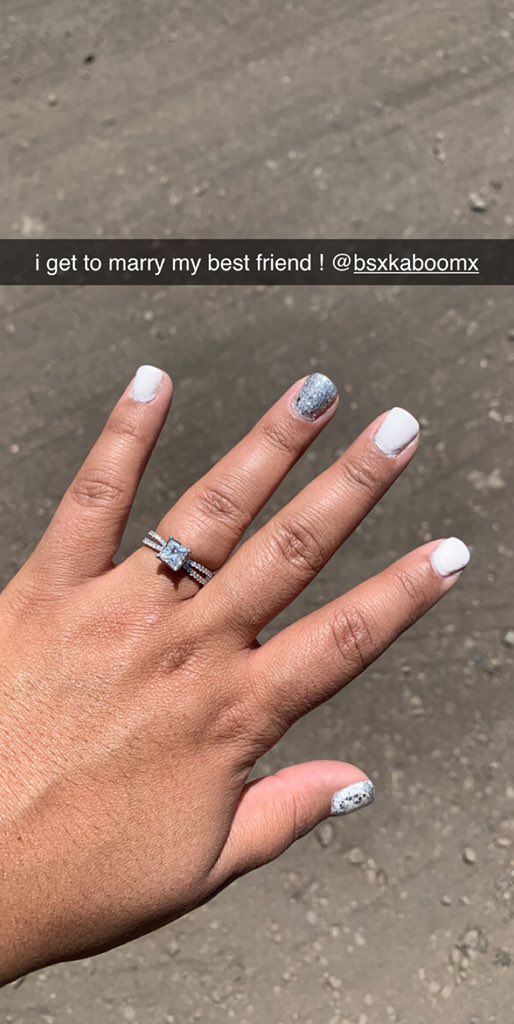 killakiki_'s tweet photo. i get to marry my best friend and favorite person !! 💕👰🏽💍 @BS_xKaBoomX https://t.co/X827nJQlZ7