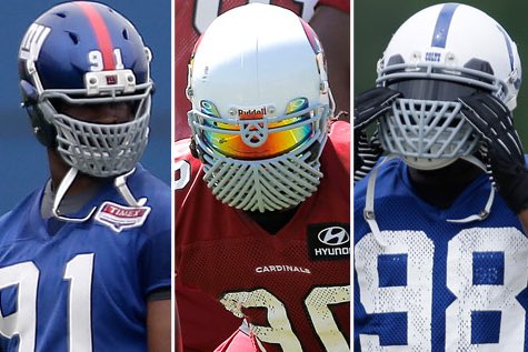 GCashMoneyPrice's tweet photo. Idea to save college football/NFL: Require all players this season to wear these visors/face masks to minimize the spread of Coronavirus (preferably the middle one). 
Plus these look cool.  

Cc: @nflcommish https://t.co/U9vhIPSvZJ