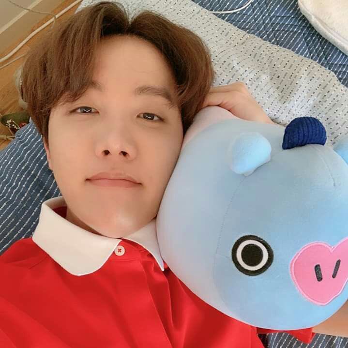 btsthreads6's tweet photo. jung hoseok🌟 https://t.co/dtt5hi1gDo