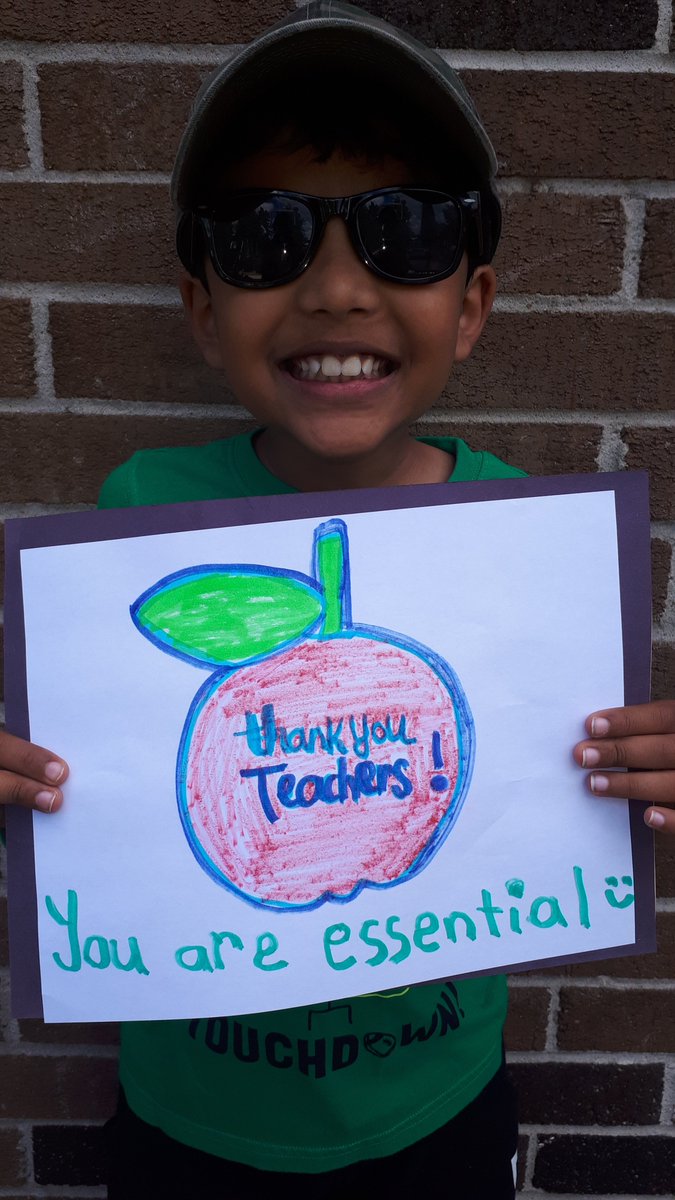 thajnie's tweet photo. @KingswoodDrive @PeelSchools @LizCookPDSB "Thank you Teachers for everything you do daily!"
Yuri R. https://t.co/4e19TL5fP8