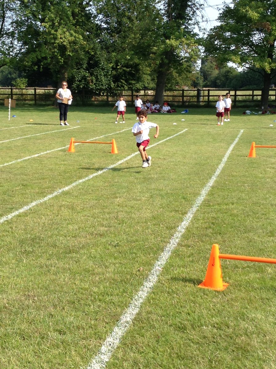 EdgeGrove's tweet photo. Well done #Reception and #Year1 on a fantastic sports activity morning! It was jam-packed with hurdles, egg and spoon, throwing games and many more fun activities, all done with a good dose of House spirit! @PPEdgeGrove @EdgeGroveSport #SummerTermFun #BeActive https://t.co/NECH1z2YUc