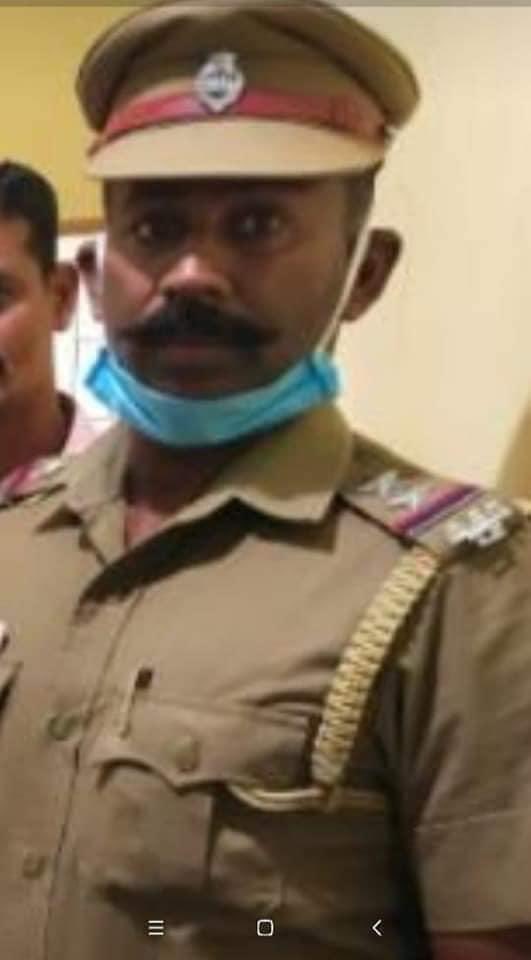 vasanthsatyaraj's tweet photo. NAME THEM
SHAME THEM 
A father-son duo in Sathankulam town of Tuticorin district in Tamil Nadu were 'beaten to death' by two police officers. #ShameOnTNPolice https://t.co/Pyr1kgRsbq