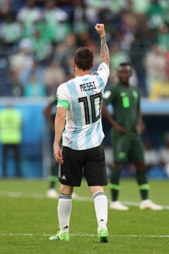 Messiologia's tweet photo. Feliz cumpleaños. Gracias por hacernos tan pero tan felices. https://t.co/1Ml9POo2zQ