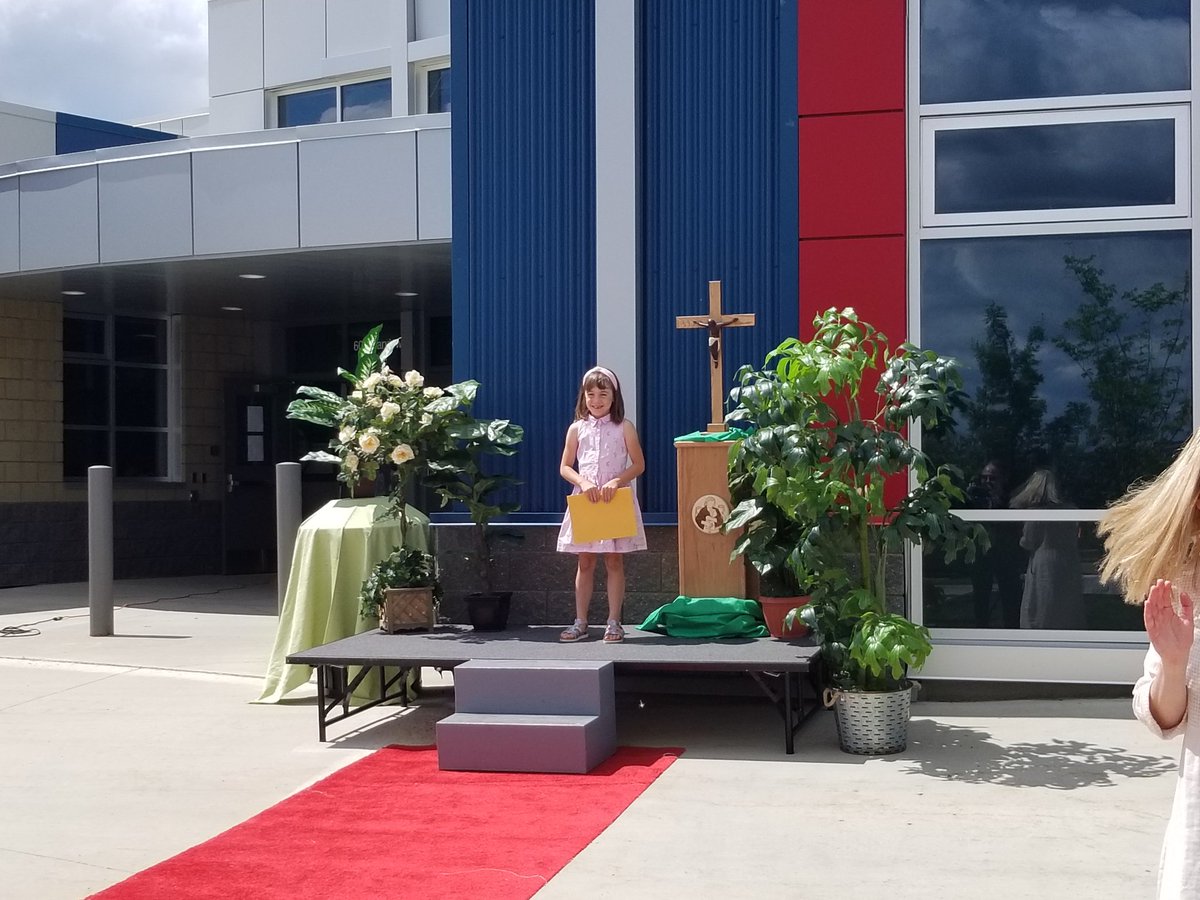 FatherHenriVS's tweet photo. Congratulations award winners!!! https://t.co/JEVxbyMmdp
