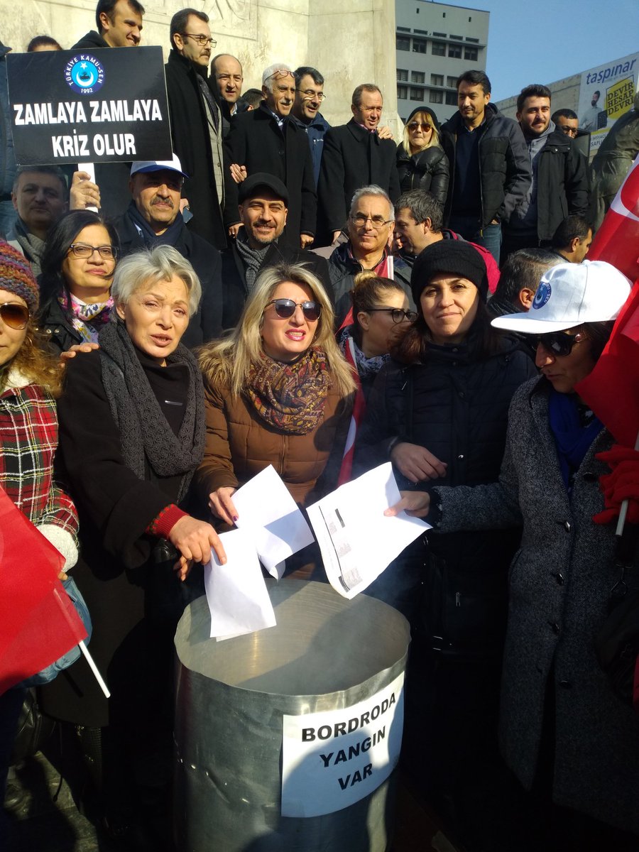 AysinSalap's tweet photo. #Kamusen28Yasında https://t.co/t2rZox1DFB