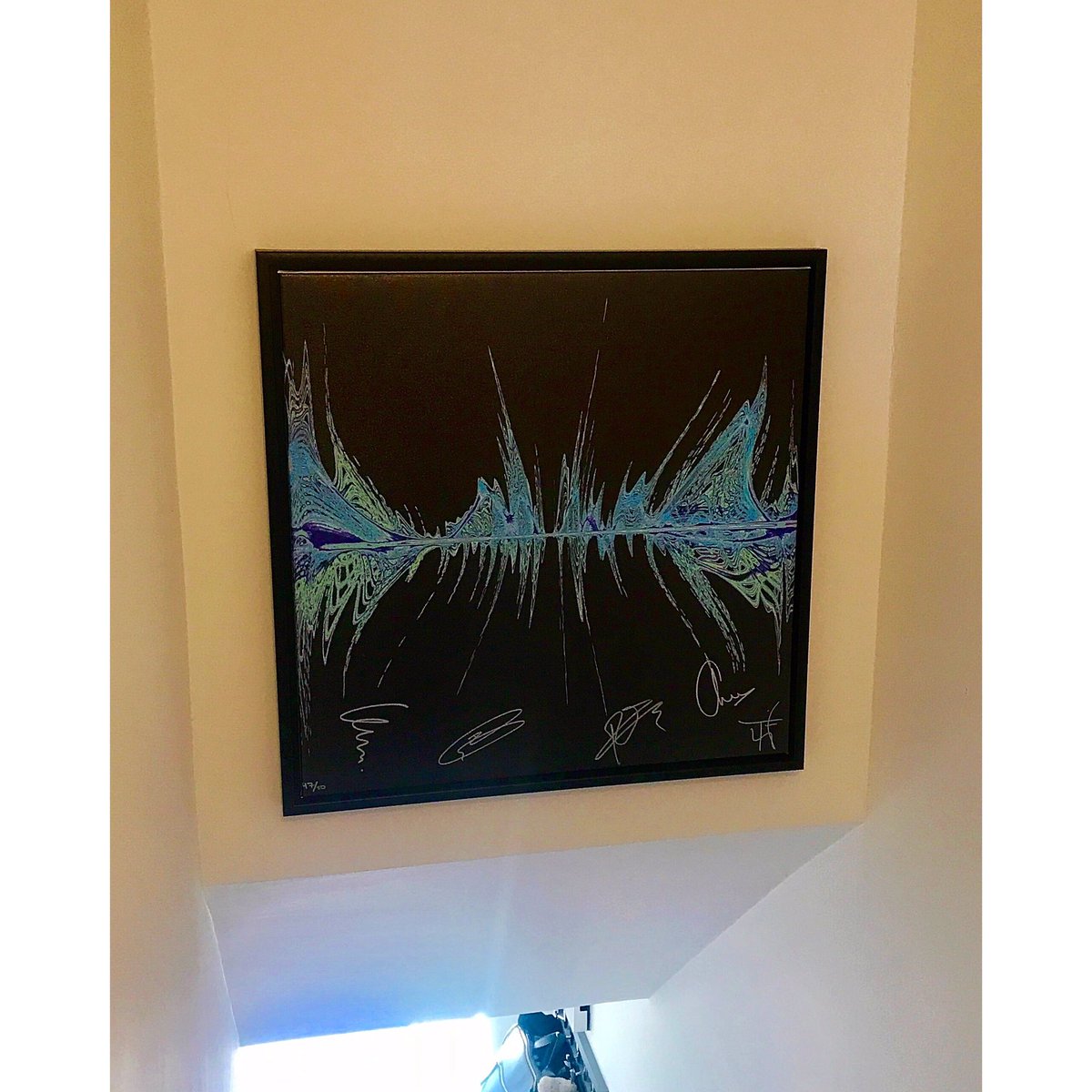 jmstack1's tweet image. Love my signed @Soundwaves_Art print of ‘Sorry You’re Not A Winner’. No. 47/50 now taking pride of place above the stairs 💙 #wellhung 

@ENTERSHIKARI @RouReynolds