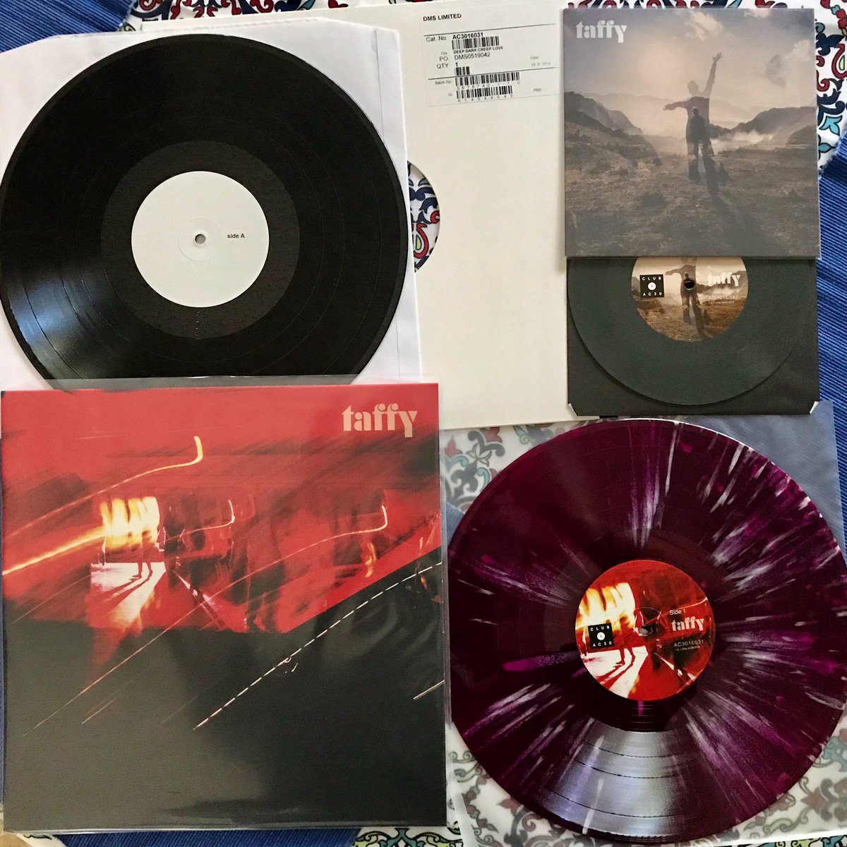 jhulud's tweet photo. Happy @taffy8tw day!
Received from @clubac30 today: #Taffyโs #DeepDarkCreepLove LP & test press and their #InnerNerd 7โ.
Itโs a Japanese #NoisePop kinda day!
๐ โค๏ธ ๐ค๐ผ ๐ถ https://t.co/lOKMK1xmgG