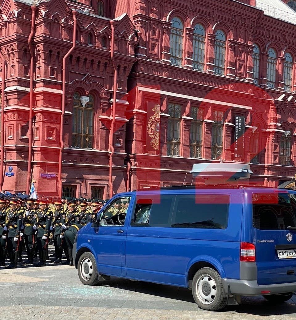 A conscript from the 27th Independent Motorized Rifle Brigade also reportedly began screaming that he hated the FSB and struck an FSO vehicle before the parade, and was removed before the ceremony began. 9/ https://vk.com/milinfolive?w=wall-123538639_1501796