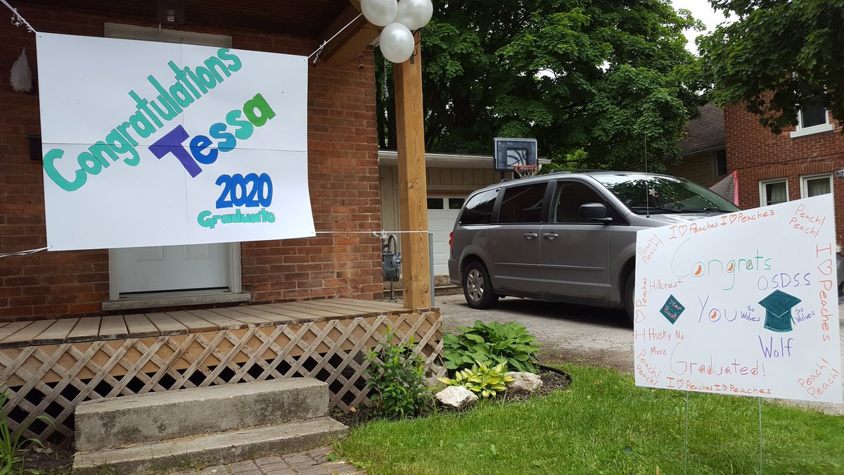 RobGowanST's tweet photo. Who doesn't love embarrassing their kids? Happy Grade 8 graduation Tessa. So proud of you. #GreyBruceGrad2020 https://t.co/WO70GGXpCJ