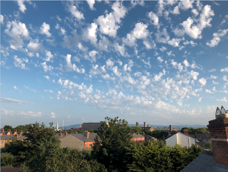 MetEireann's tweet photo. Altocumulus floccus over Dublin. https://t.co/r6401EpVCw