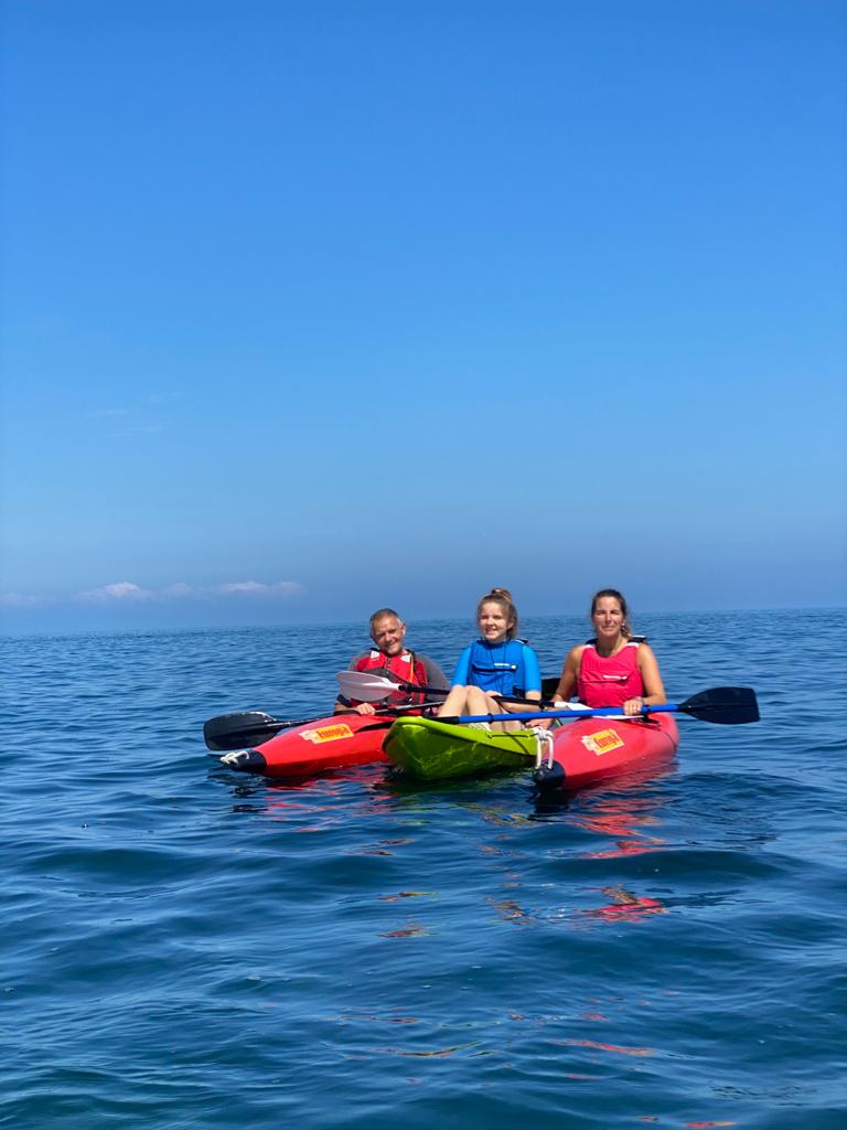 The Spence's, Mrs Law, Mrs Wilson (and Louis) and <a href="/glenlolatech/">Glenlolatech</a> (and Talullah) took to the high seas for their #howfarinanhour for <a href="/charlenesproj/">Charlene's Project</a> Didn't quite make it to Scotland! 🛶