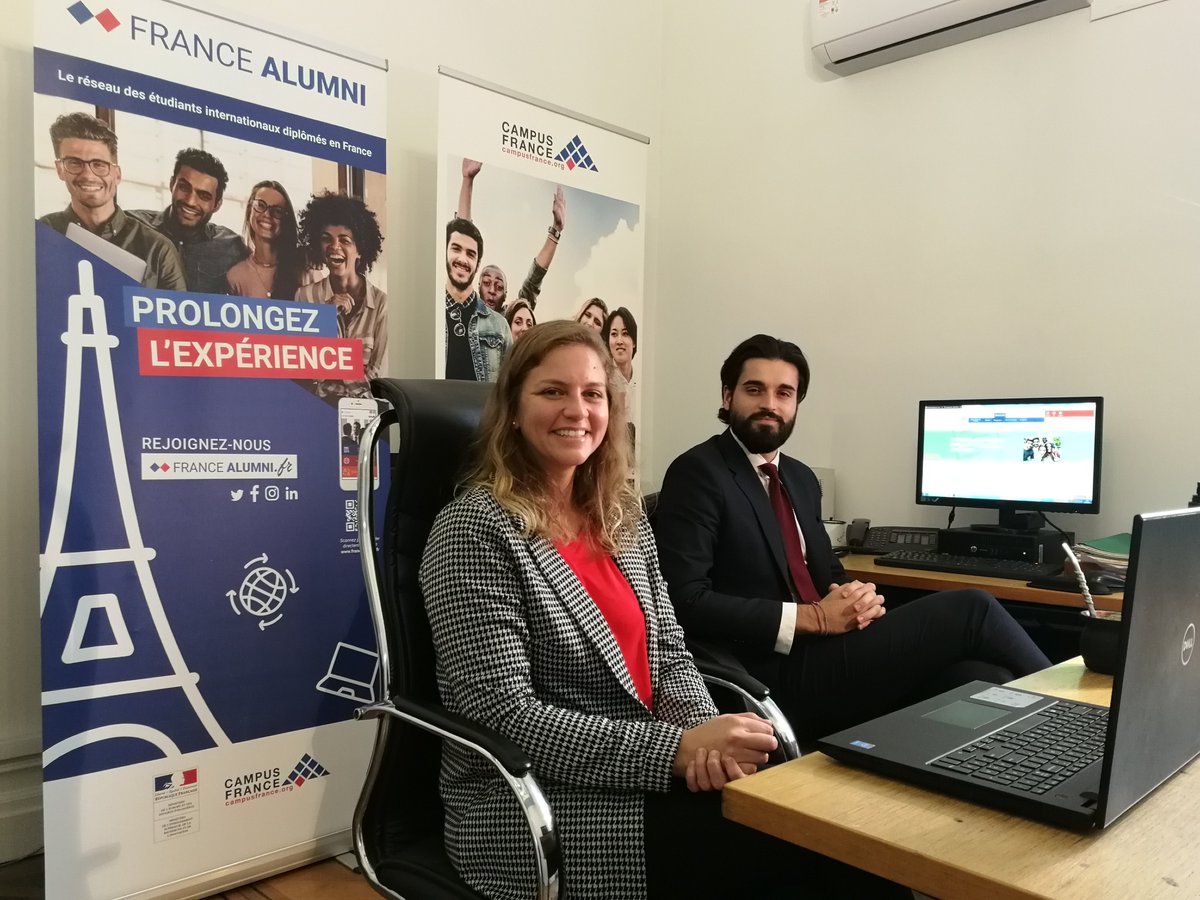 CampusFranceUY's tweet photo. ¡Estamos listos para la feria virtual de universidades #TheStudentWorld!
A partir de las 17hs respondemos a todo lo que siempre quisiste saber sobre estudiar en Francia. ¡Te esperamos!
https://t.co/Fnz9yxCzSl
@CampusFrance @FranceenUruguay https://t.co/ivgXm2NkEA