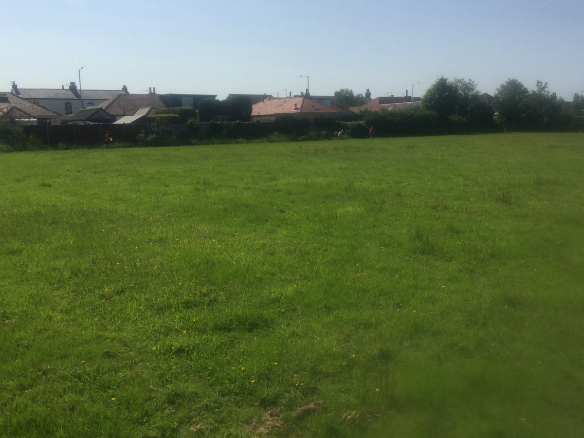 OrmsWestEndSch's tweet photo. So much space to use at West End for our 'Mile-a-day'. Well done everyone. #vitaminD #healthy #socialdistancingactivity https://t.co/LtzUWv2DEL
