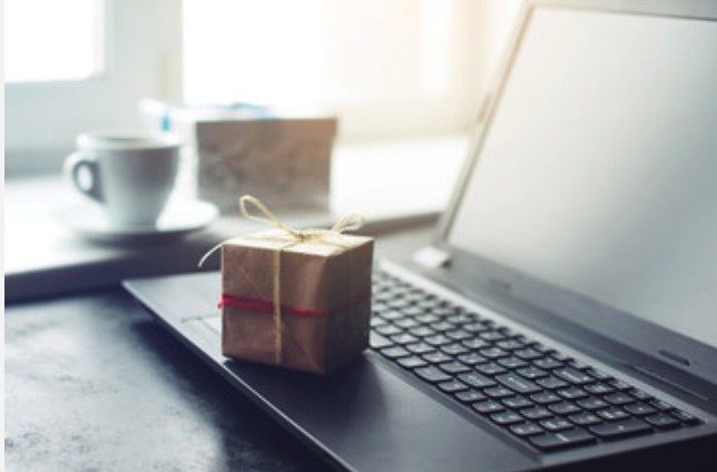 SaasMQL's tweet photo. Are you leveraging Direct Mail as a B2B marketing channel yet? Here we go over the 7 steps to launching your first direct mail campaign.  #saas 
 #b2b  https://t.co/ZDobWlm1hF https://t.co/efQFZkqJyR