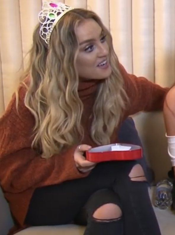 from perrie edwards to meme edwards : a funny thread